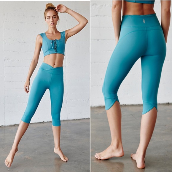 Free People Pants - Free People Cropped Get Shorty Leggings